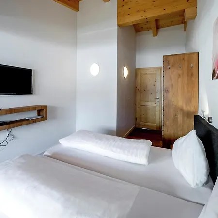 In Near Lift Zillertal, Cleaning Included Apartamento