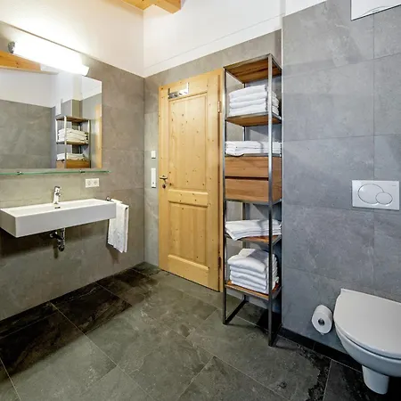 In Near Lift Zillertal, Cleaning Included Apartamento